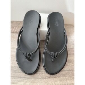 Women's Olukai Aka Black Thong Flip Flops Comfort Casual Sandal Sz 6 Pool Beach